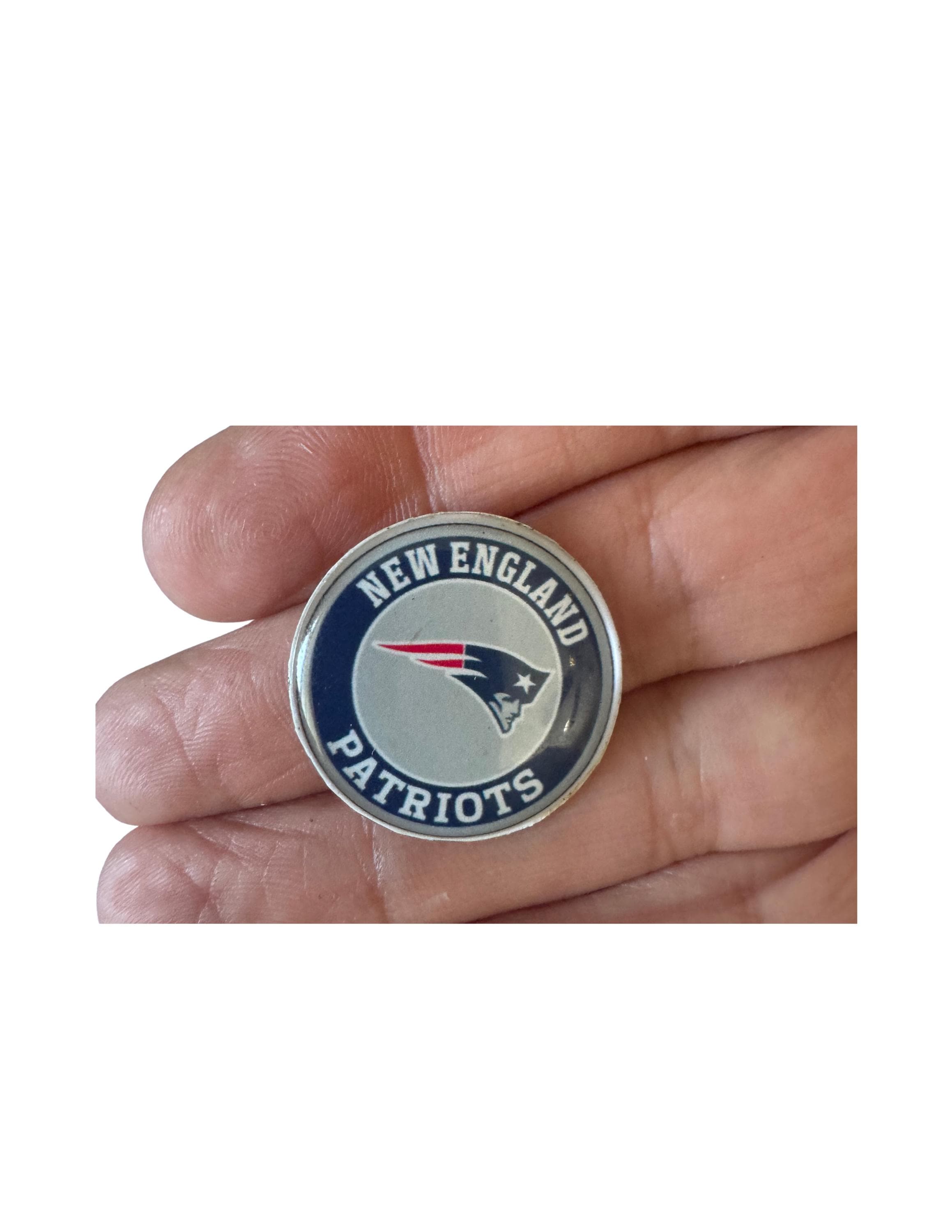 New England Patriots Golf Ball Marker, Magnetic Accessory, Football Fan Golfer Gift