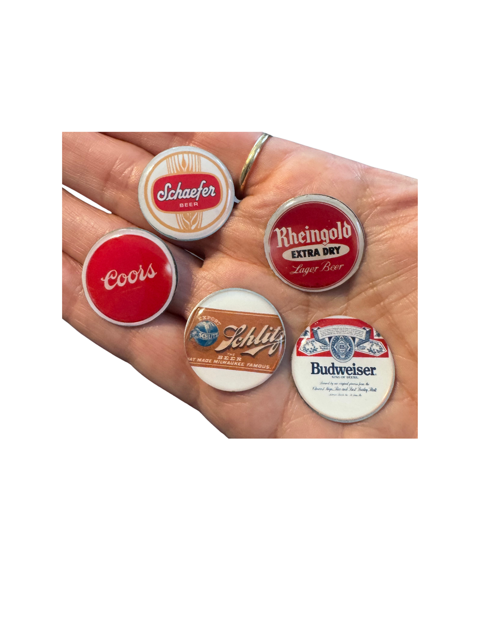 Retro Beer Label-Inspired Magnetic Golf Ball Markers – Handmade Golf Gift for Beer Lovers